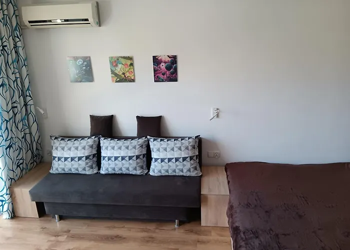 Royal Palm Studio, Апартаменти Светий Влас