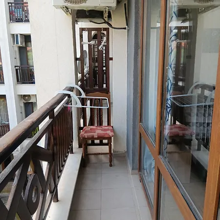 Royal Palm Studio, Апартамент Свети Влас